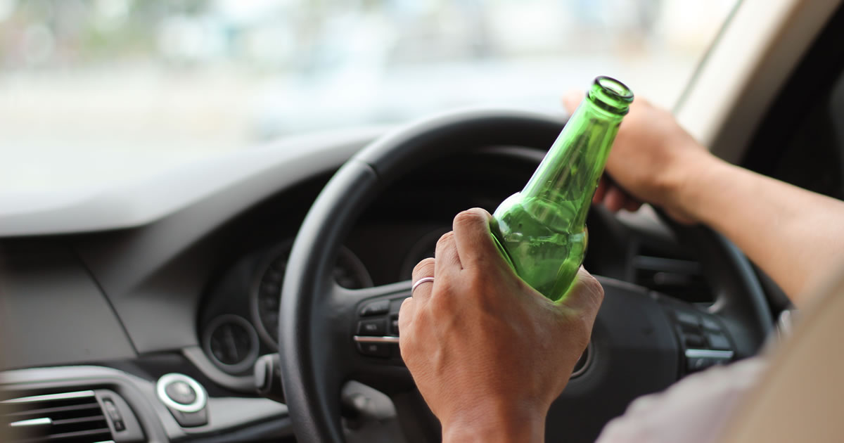 ¿Qué pasa cuando hay un accidente de camiones por consumo de alcohol?
