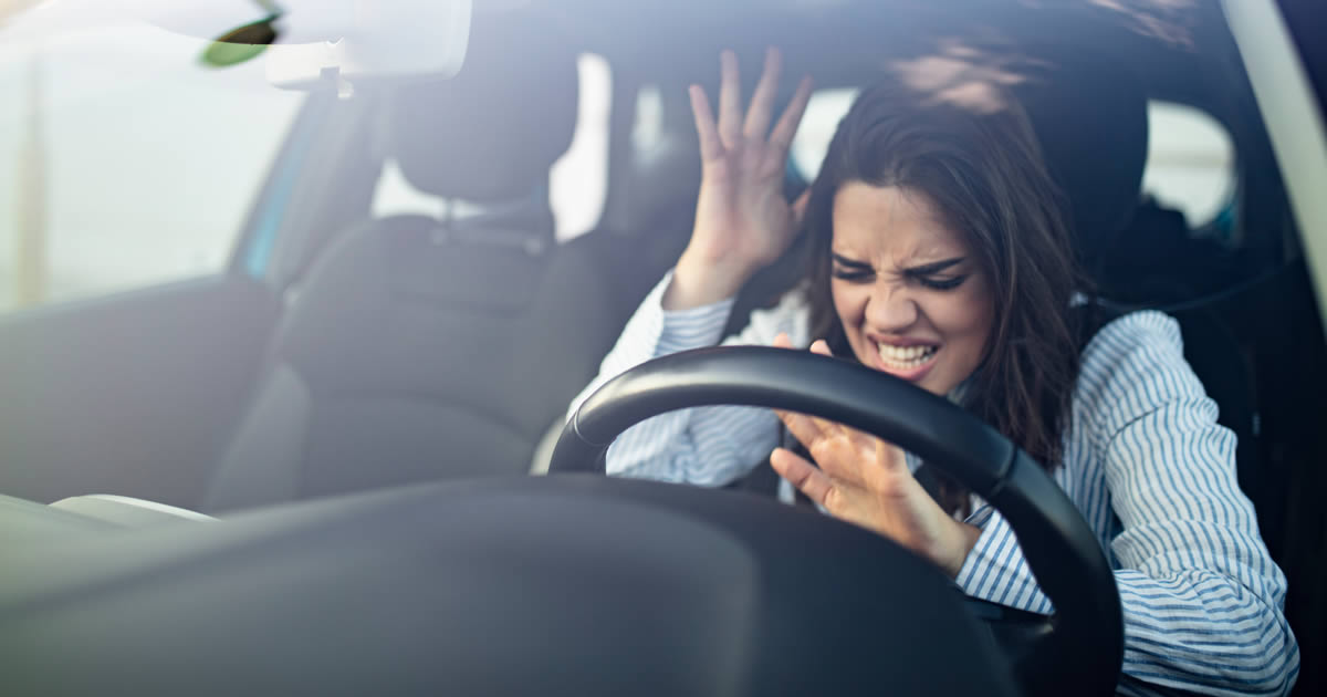 Choques en circunstancias de agresividad al volante Hilda Sibrian®